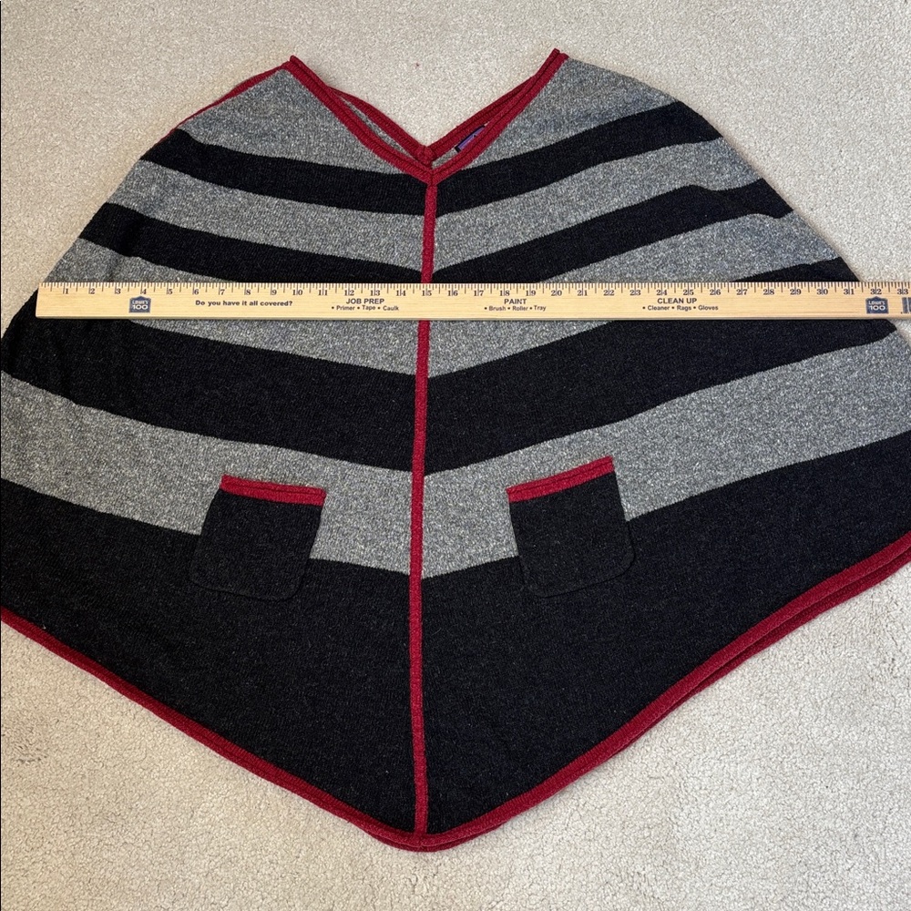 Patagonia Knit Sweater Poncho Cotton Blend  Black Gray Red Striped Women’s M / L - Picture 6 of 11